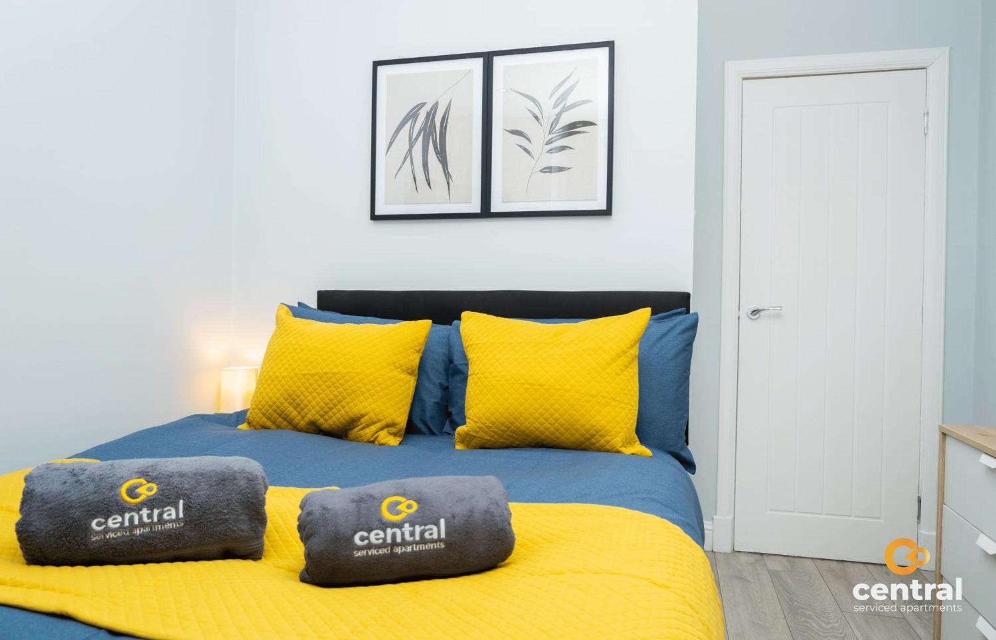 Central Serviced Apartments - 2 Bedroom - Ground Floor - Monthly & Weekly Bookings Welcome - Free Street Parking - 2 Double Beds - Wifi - Smart Tvs In Rooms - Fully Equipped - Heating 24-7 - Contractor & Short Stay Favourite Dundee Exterior photo