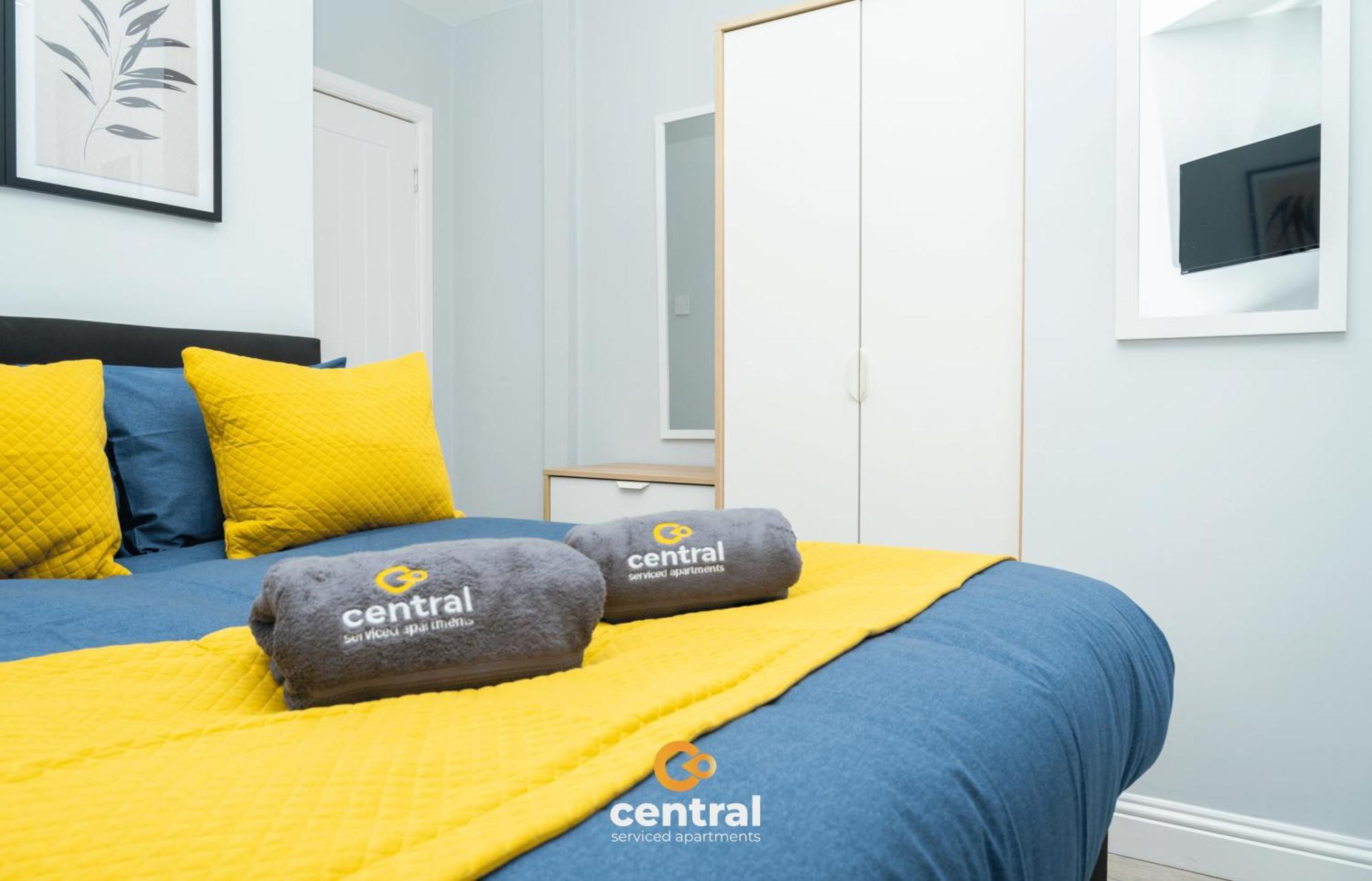 Central Serviced Apartments - 2 Bedroom - Ground Floor - Monthly & Weekly Bookings Welcome - Free Street Parking - 2 Double Beds - Wifi - Smart Tvs In Rooms - Fully Equipped - Heating 24-7 - Contractor & Short Stay Favourite Dundee Exterior photo